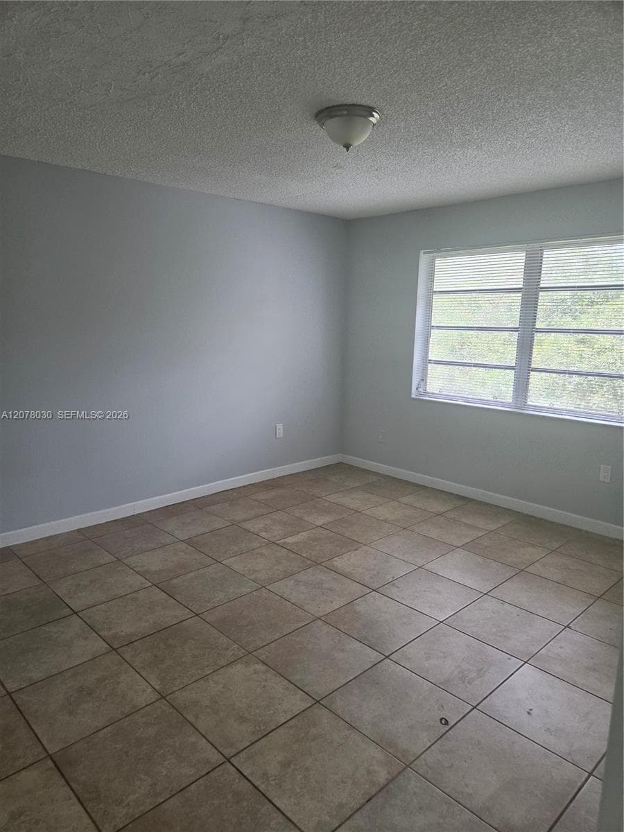 ENCLAVE AT THE PARK CONDO · #230 in Miami Gardens - Photo 7