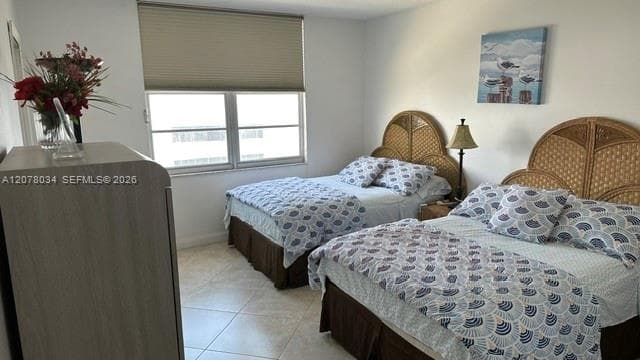 SEA AIR TOWERS CONDO · #1427 in Hollywood - Photo 16