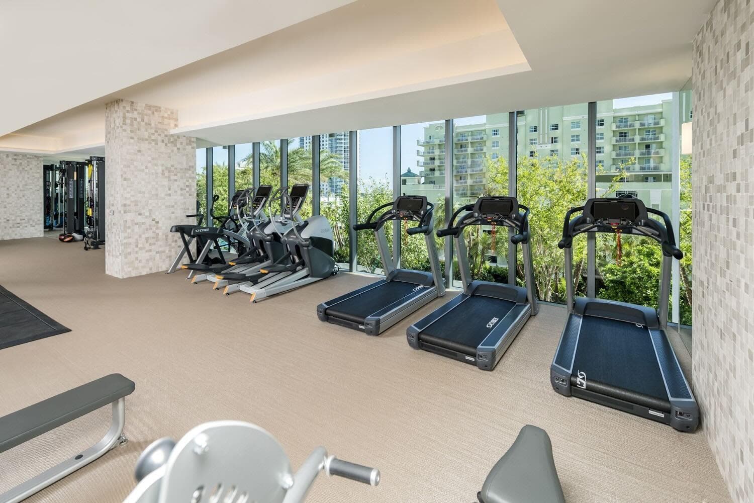 Apartments-for-Rent-LasOlas-Common-1