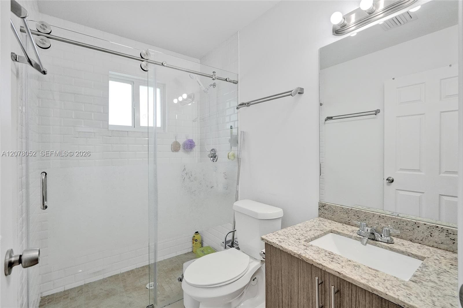2nd Bathroom
