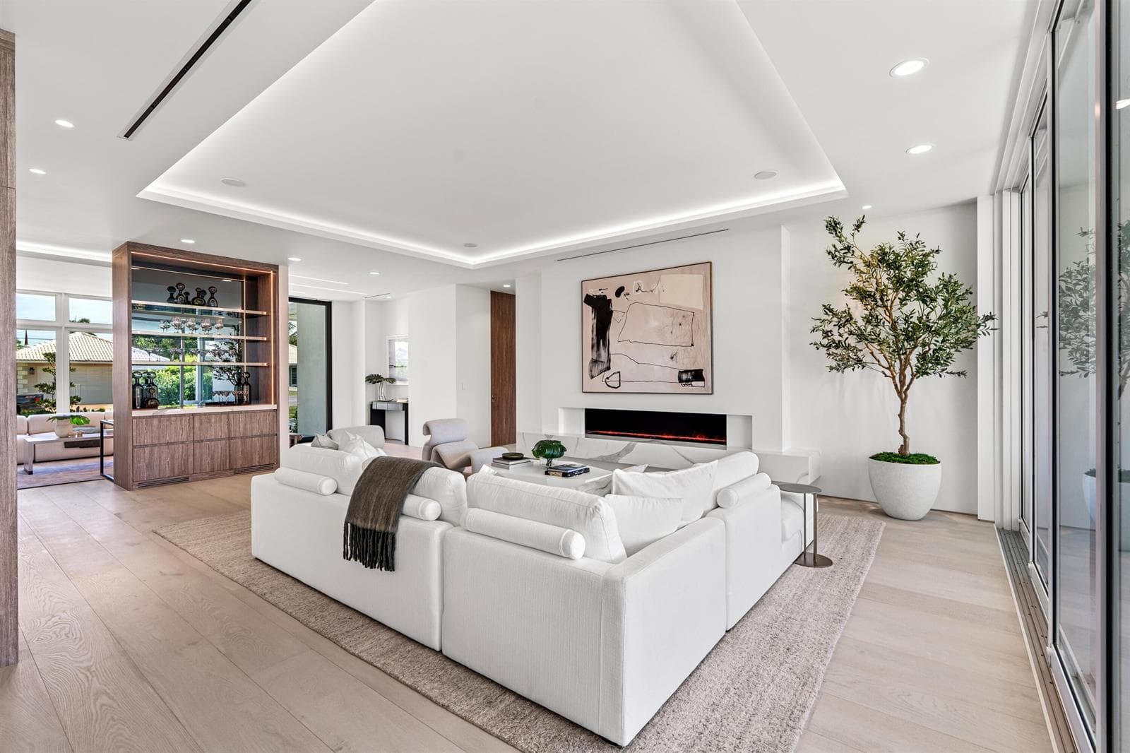 LIVING_ROOM_ANGLE_LEFT