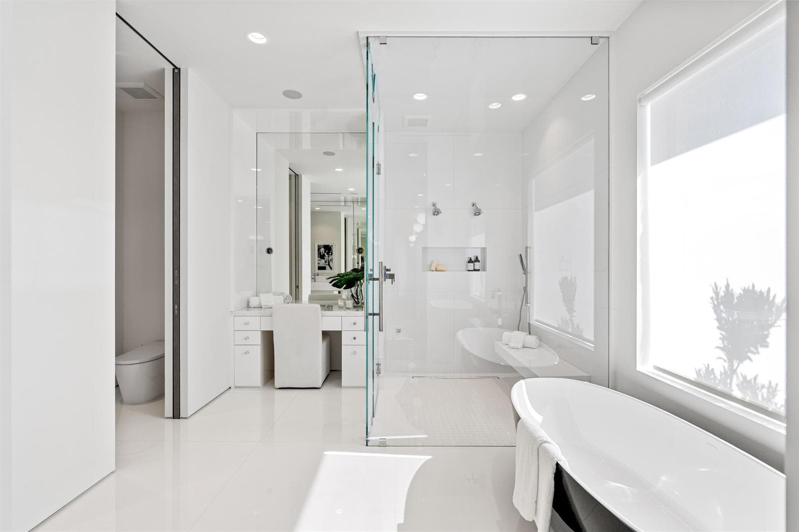PRIMARY_BATHROOM_STRAIGHT
