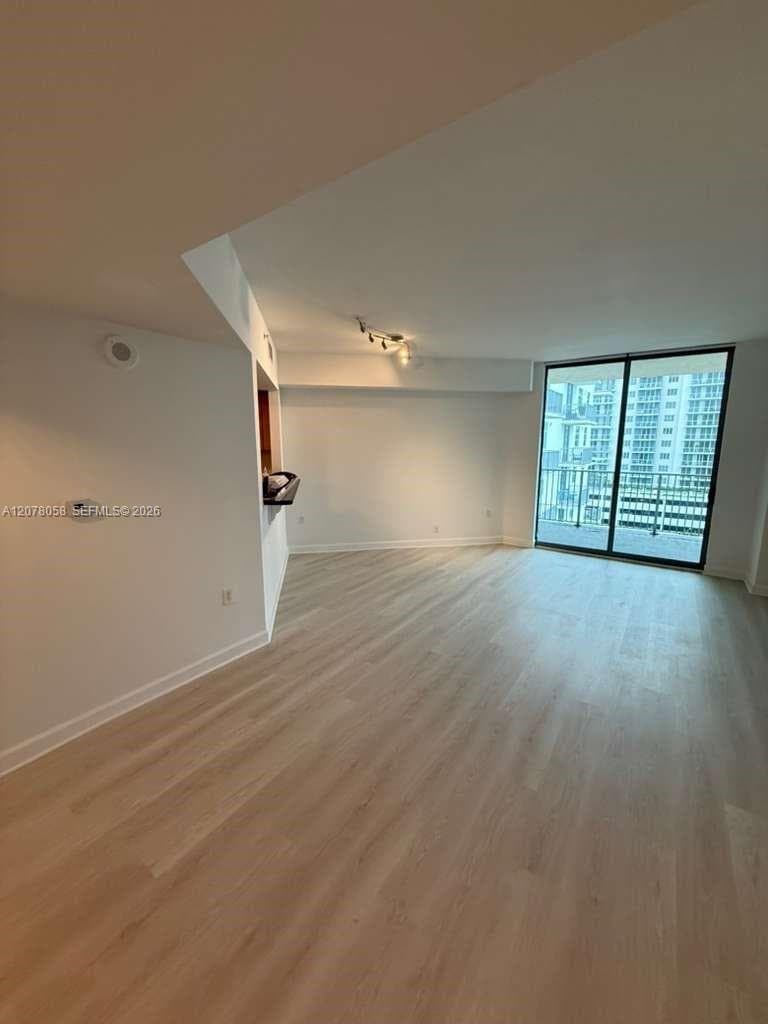 Hollywood Station · #816 in Hollywood - Photo 4