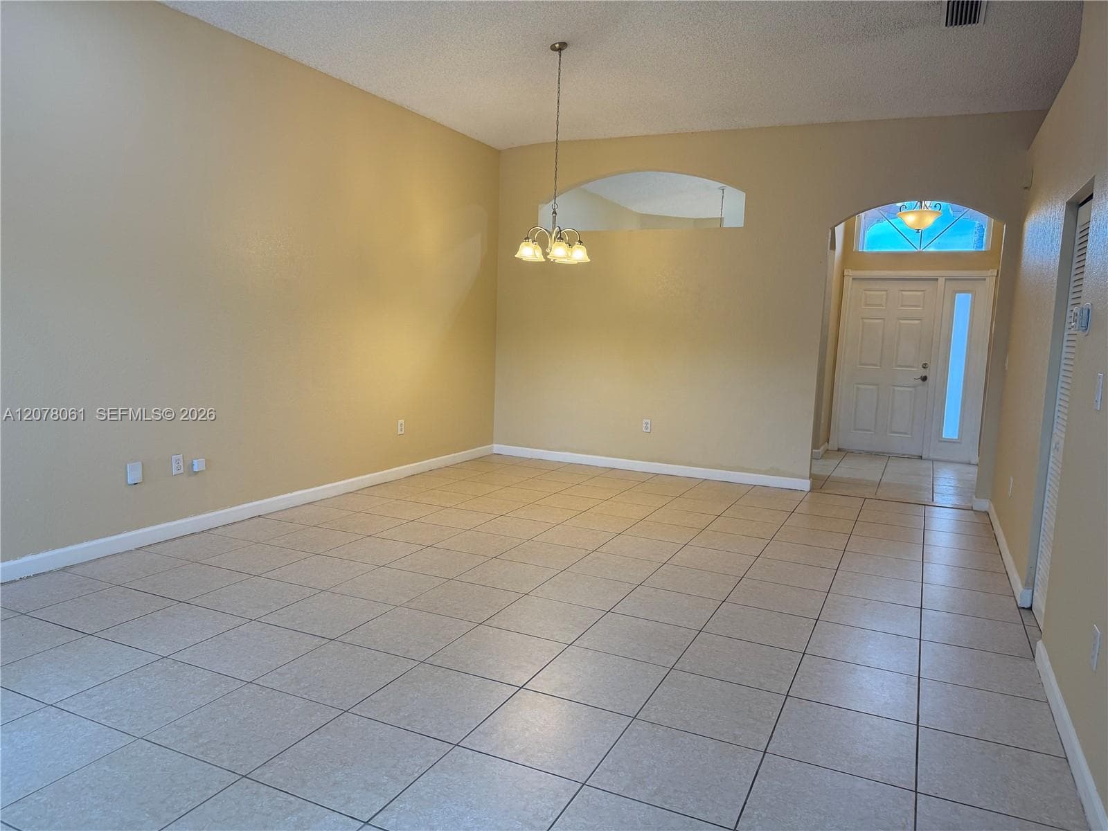 16320 SW 103rd Ter photo 6