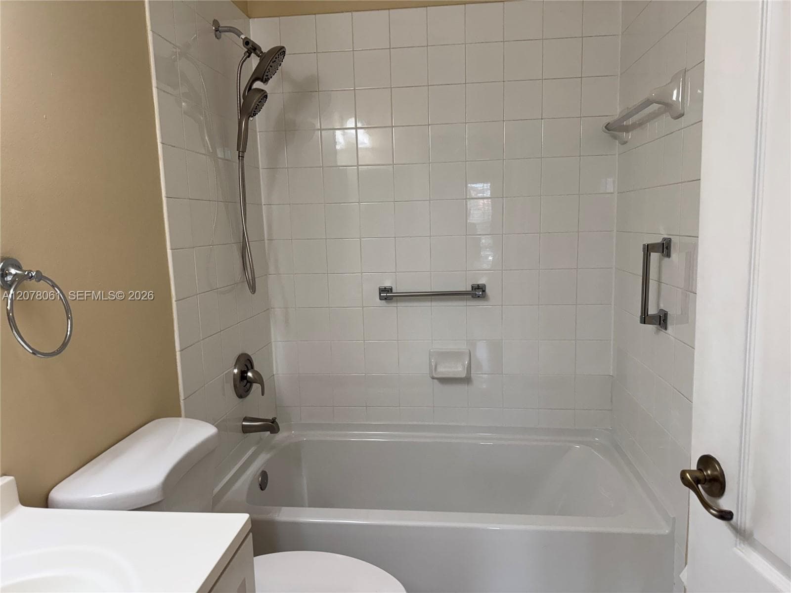 16320 SW 103rd Ter photo 11