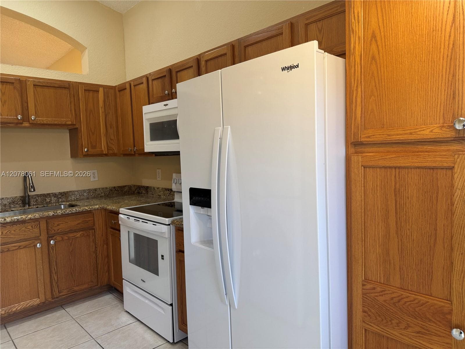 16320 SW 103rd Ter photo 4