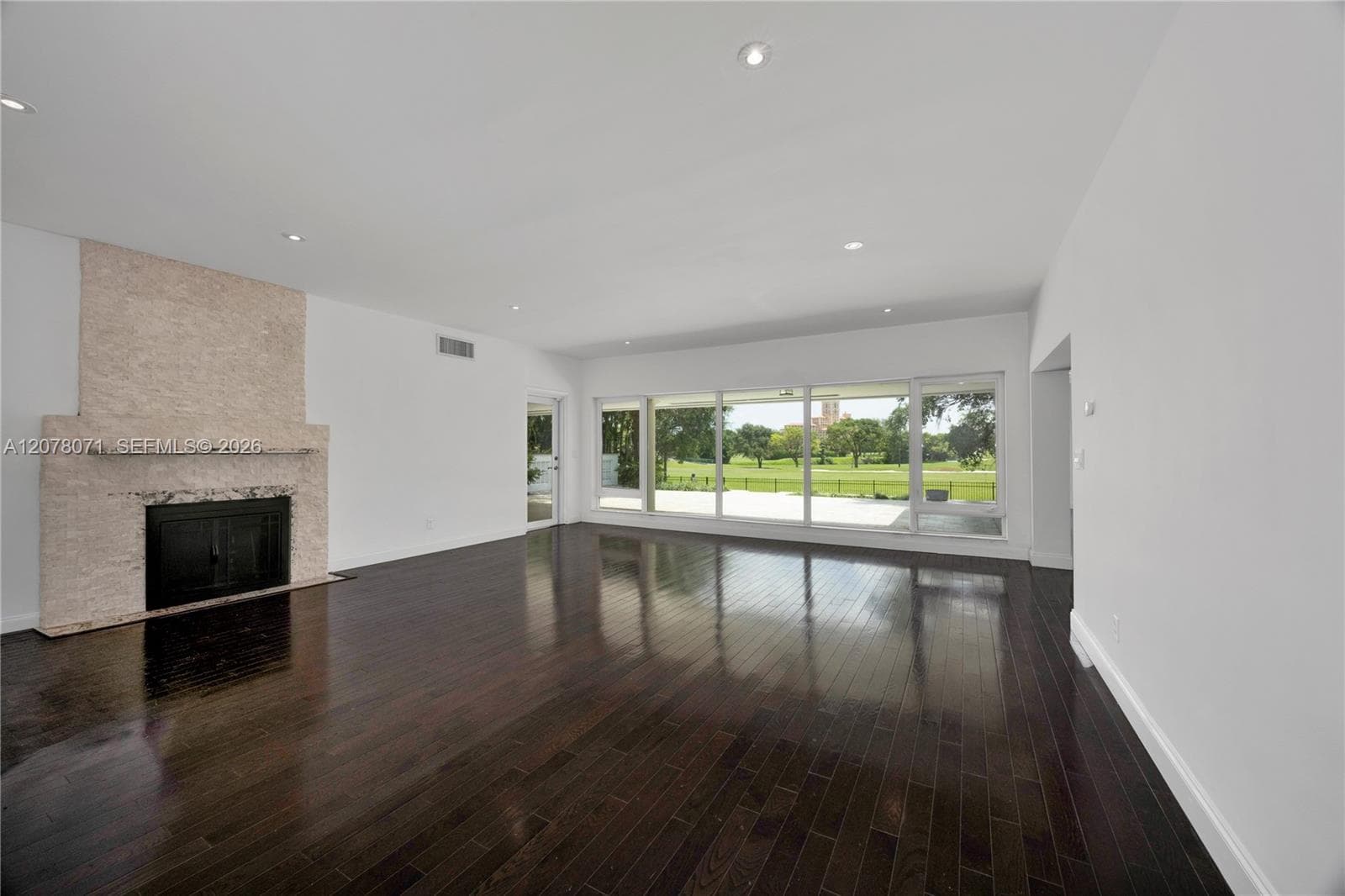 3709 Alhambra Ct photo 9