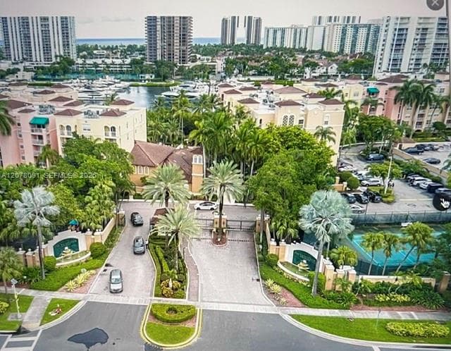 YACHT CLUB · #2405 in Aventura - Photo 40