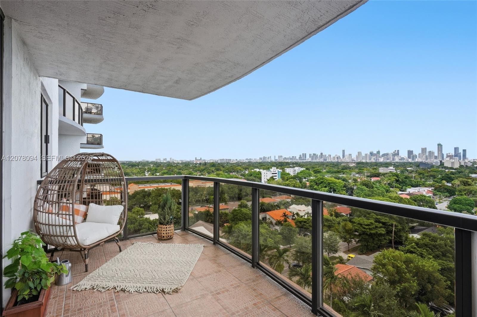 THE LUXOR RESIDENCES COND · #1001 in Miami - Photo 2