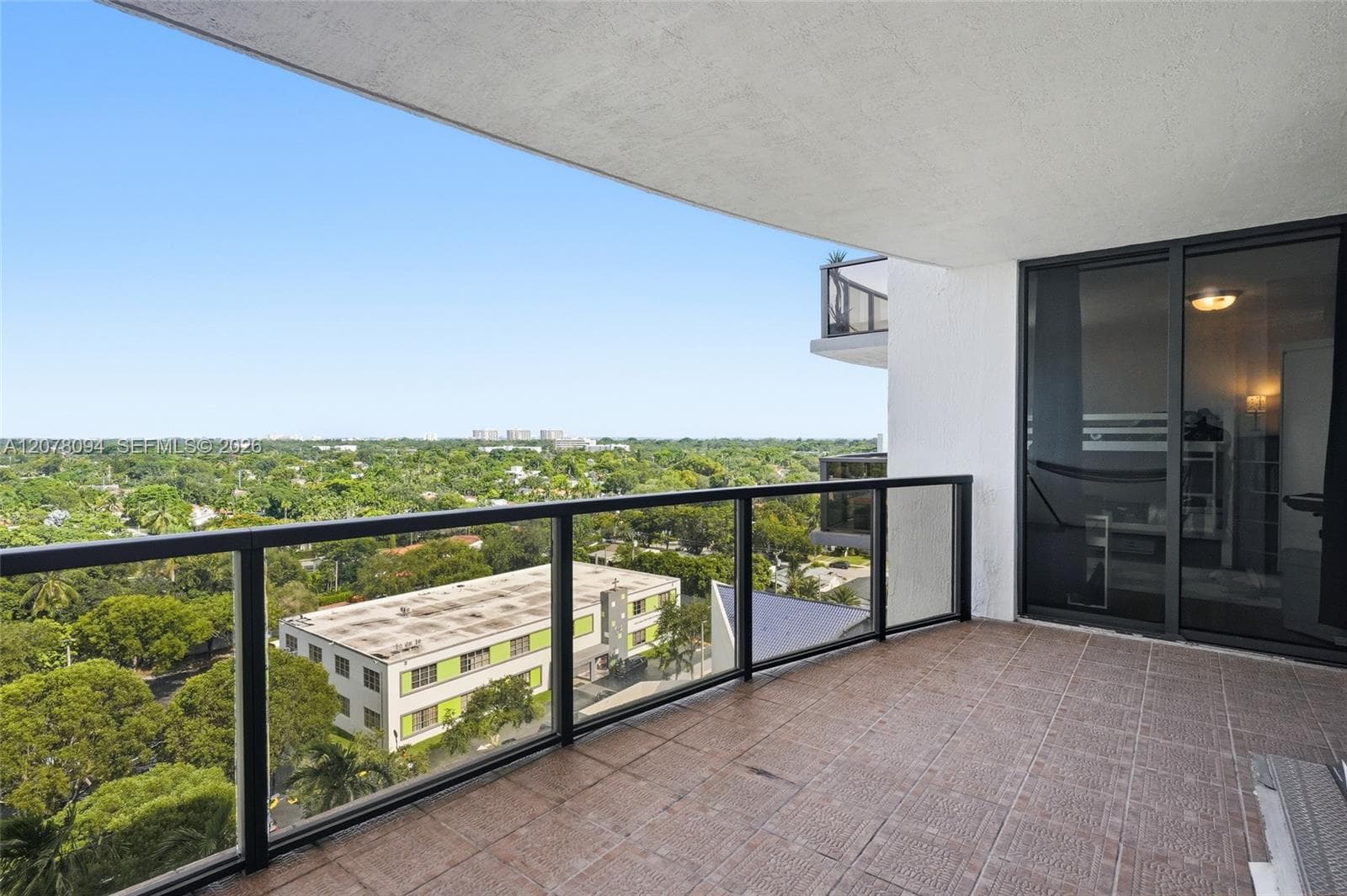 THE LUXOR RESIDENCES COND · #1001 in Miami - Photo 26