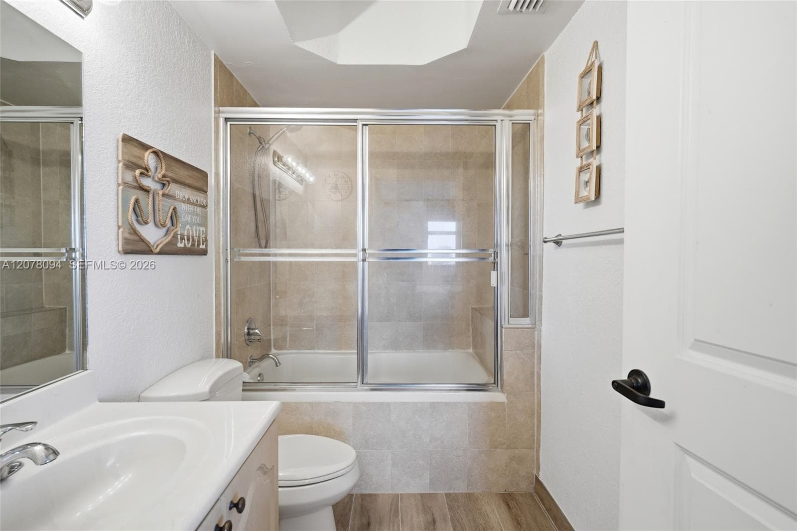 THE LUXOR RESIDENCES COND · #1001 in Miami - Photo 22