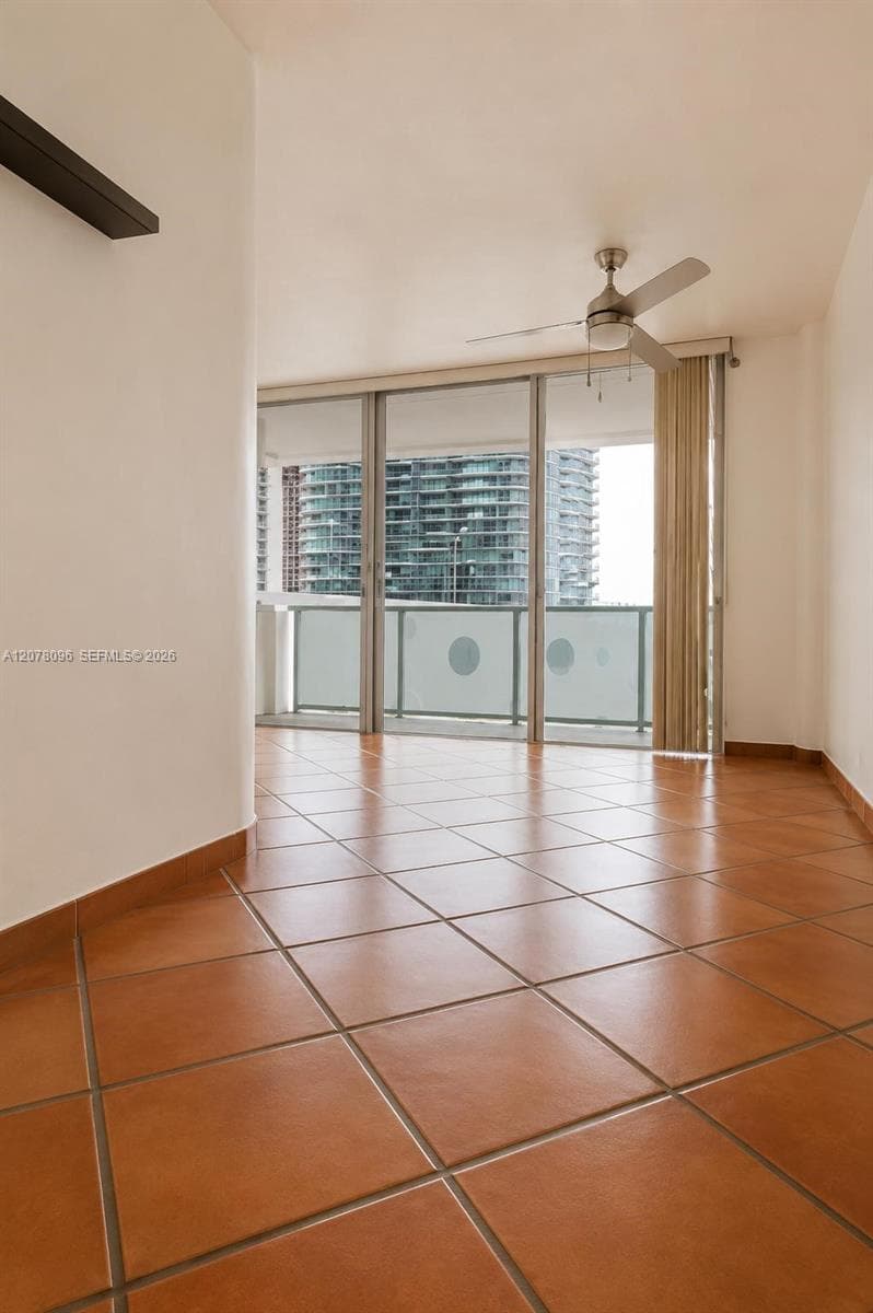 BAY PARK TOWERS CONDO · #919 in Miami - Photo 6