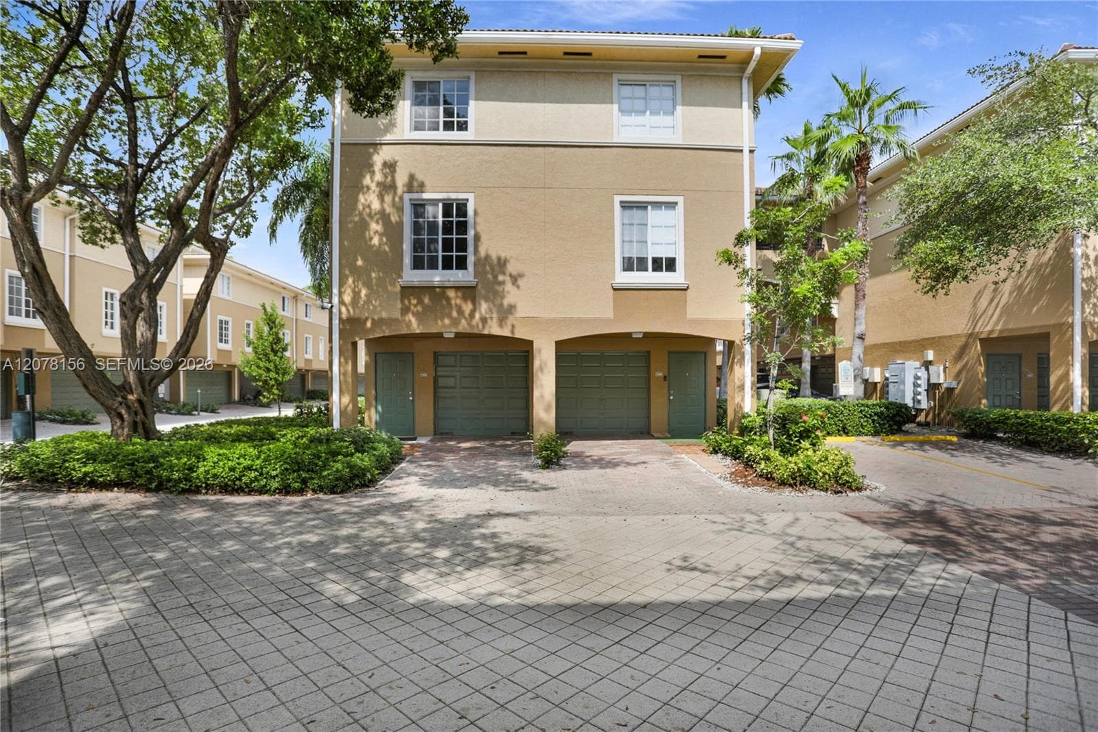 2941 NE 185th St #1305 photo 16