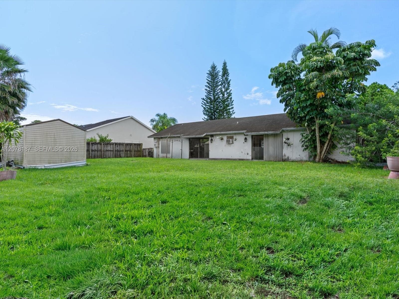 939 S Bluebird Ln photo 24