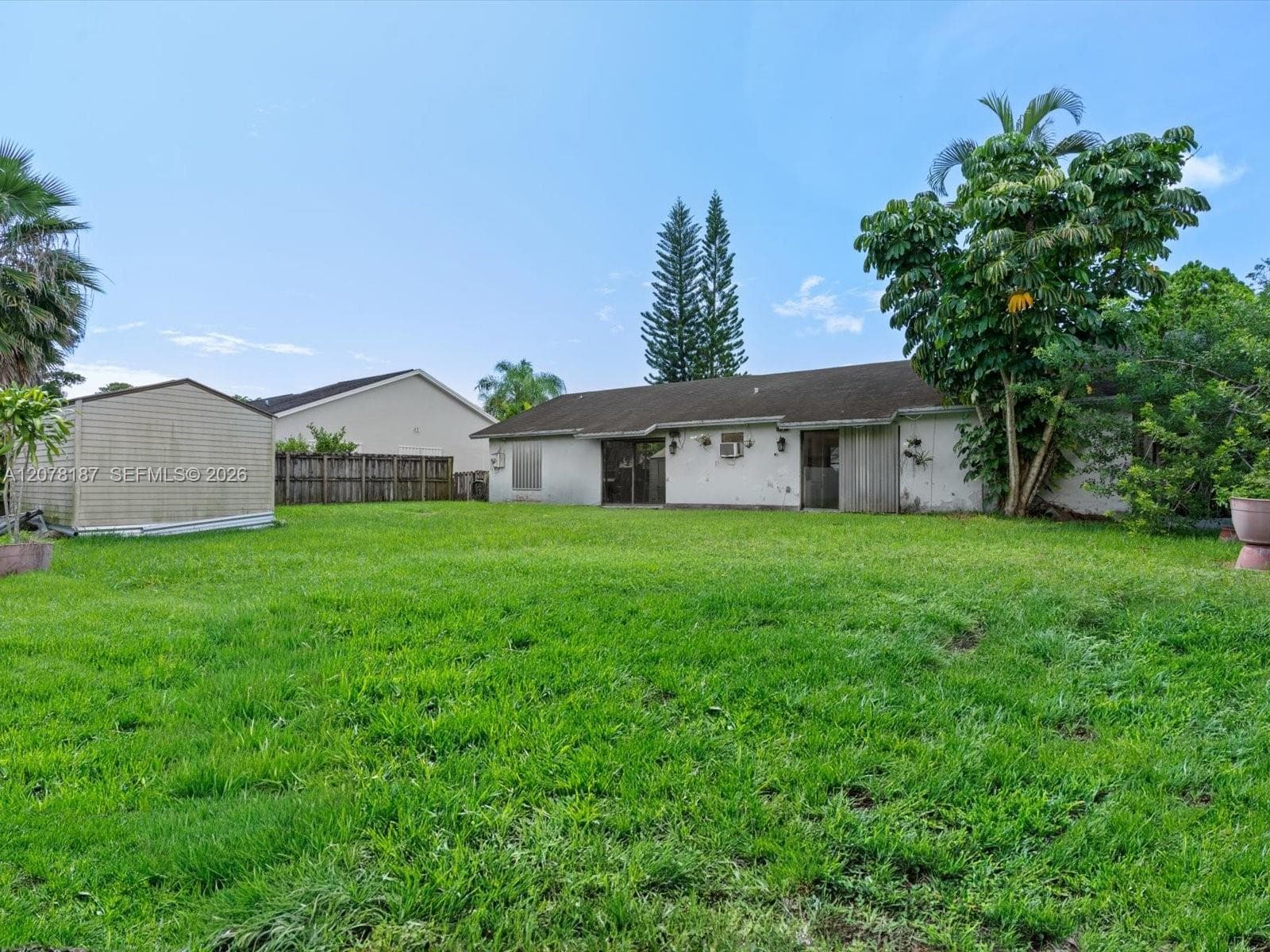 939 S Bluebird Ln photo 19