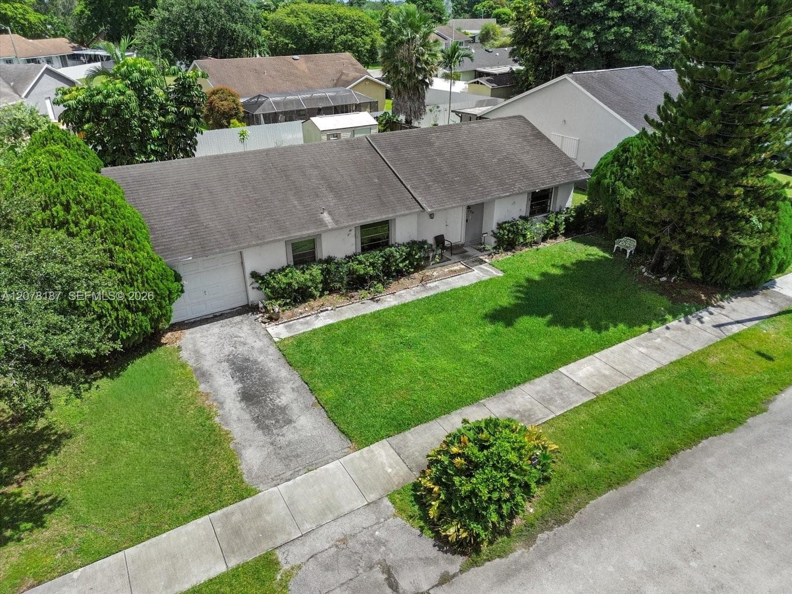 939 S Bluebird Ln photo 8