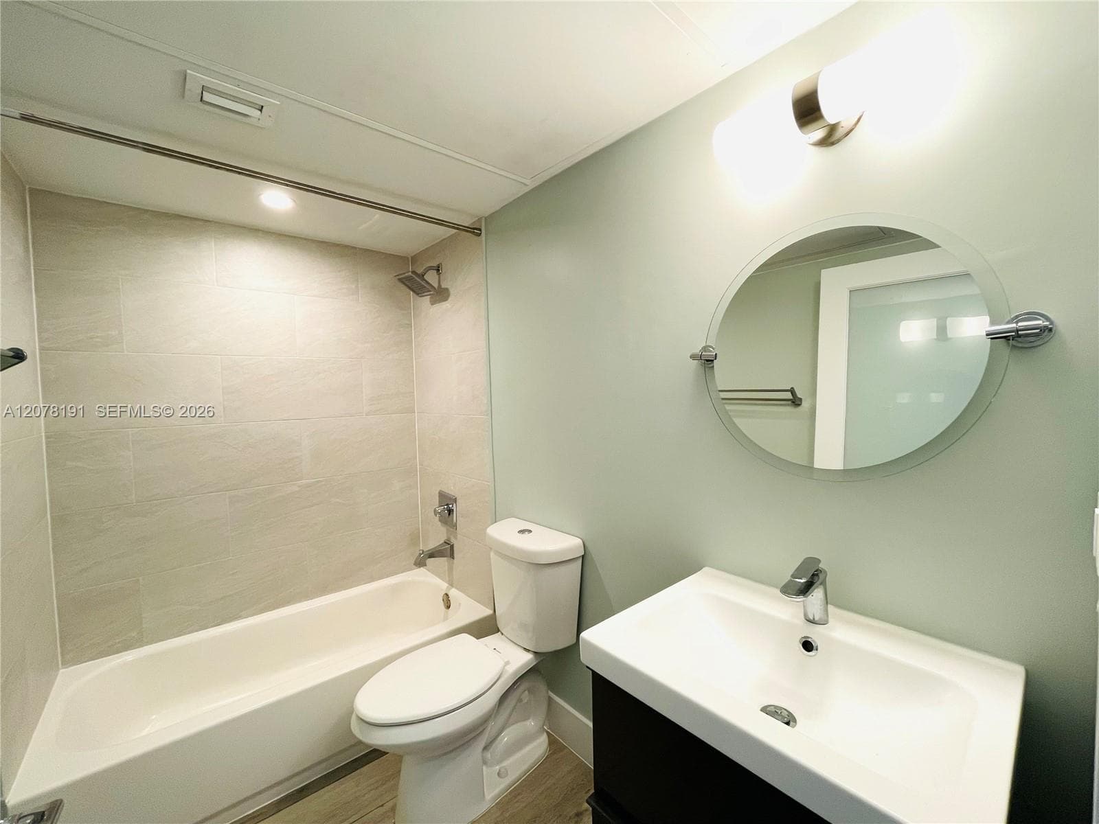 LENOX MANOR · #03 in Miami Beach - Photo 3