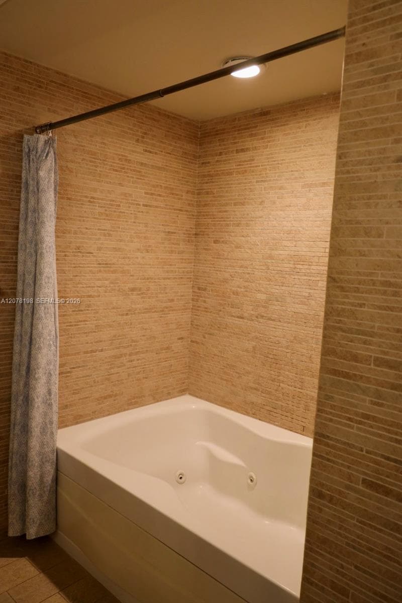 50 Biscayne · #606 in Miami - Photo 8
