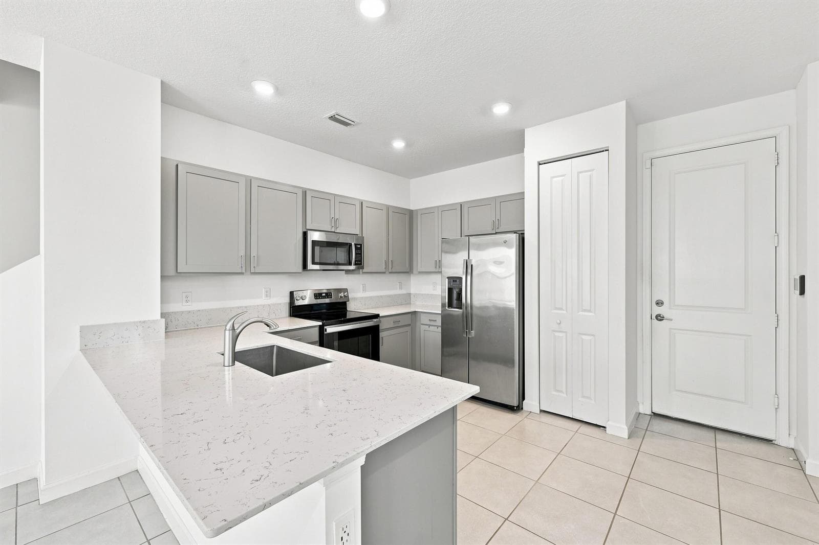Kitchen Alternate View