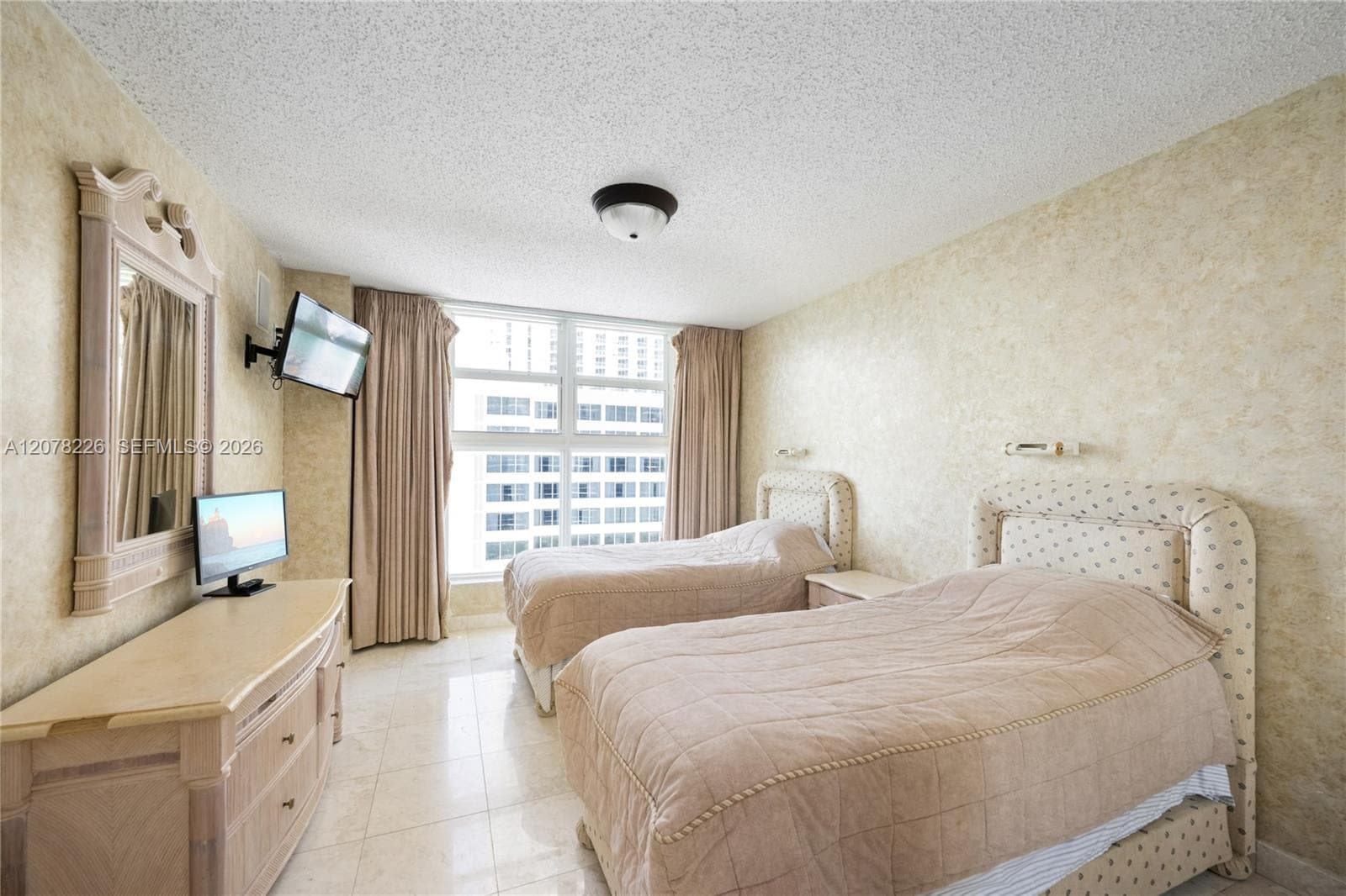 Sands Pointe Ocean Beach Resort · #907 in Sunny Isles Beach - Photo 18