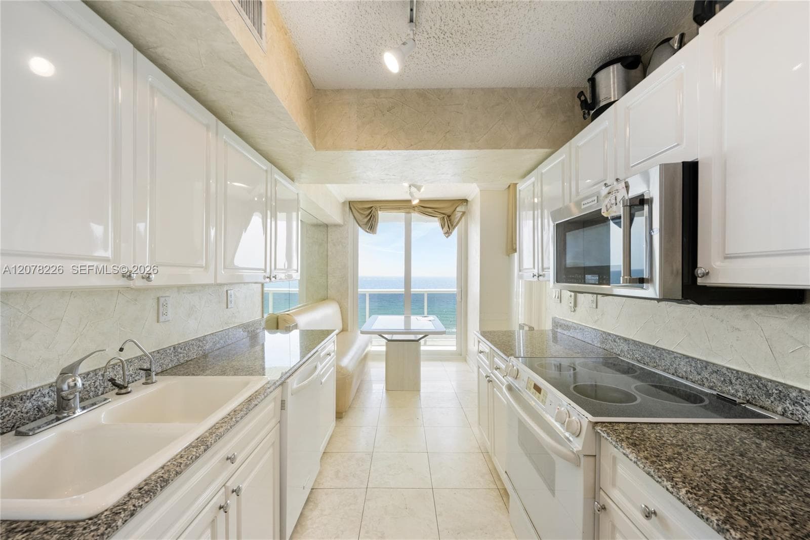 Sands Pointe Ocean Beach Resort · #907 in Sunny Isles Beach - Photo 15