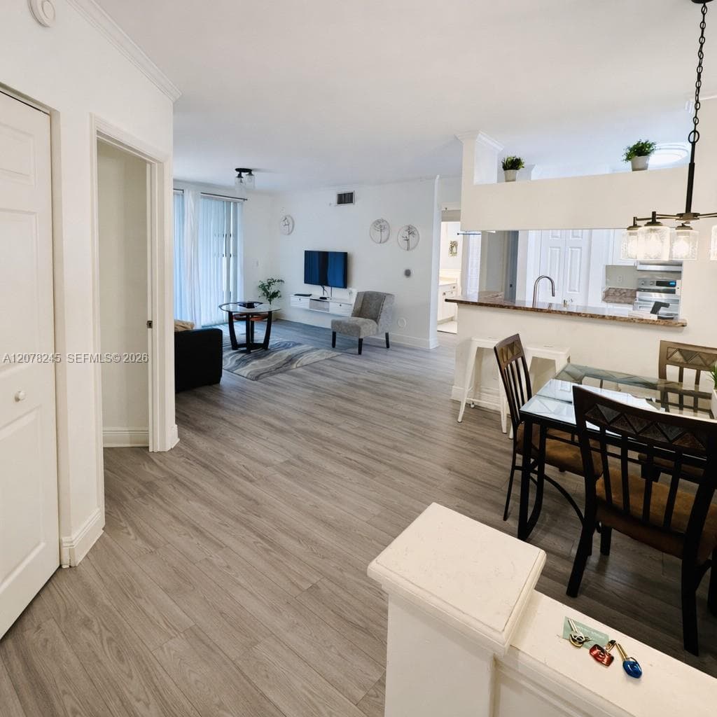 Porto Bellagio · #3105 in Sunny Isles Beach - Photo 11
