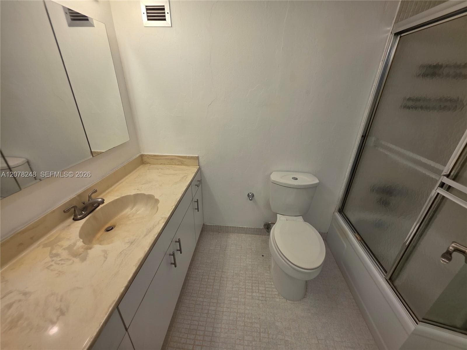 DESOTO PARK CONDO · #110 in Hallandale Beach - Photo 13