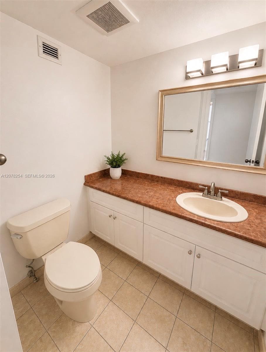 OLYMPUS CONDO PHASE · #1207 in Hallandale Beach - Photo 9