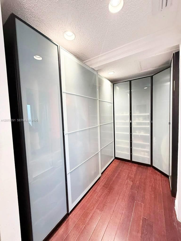 Master Walking Closet