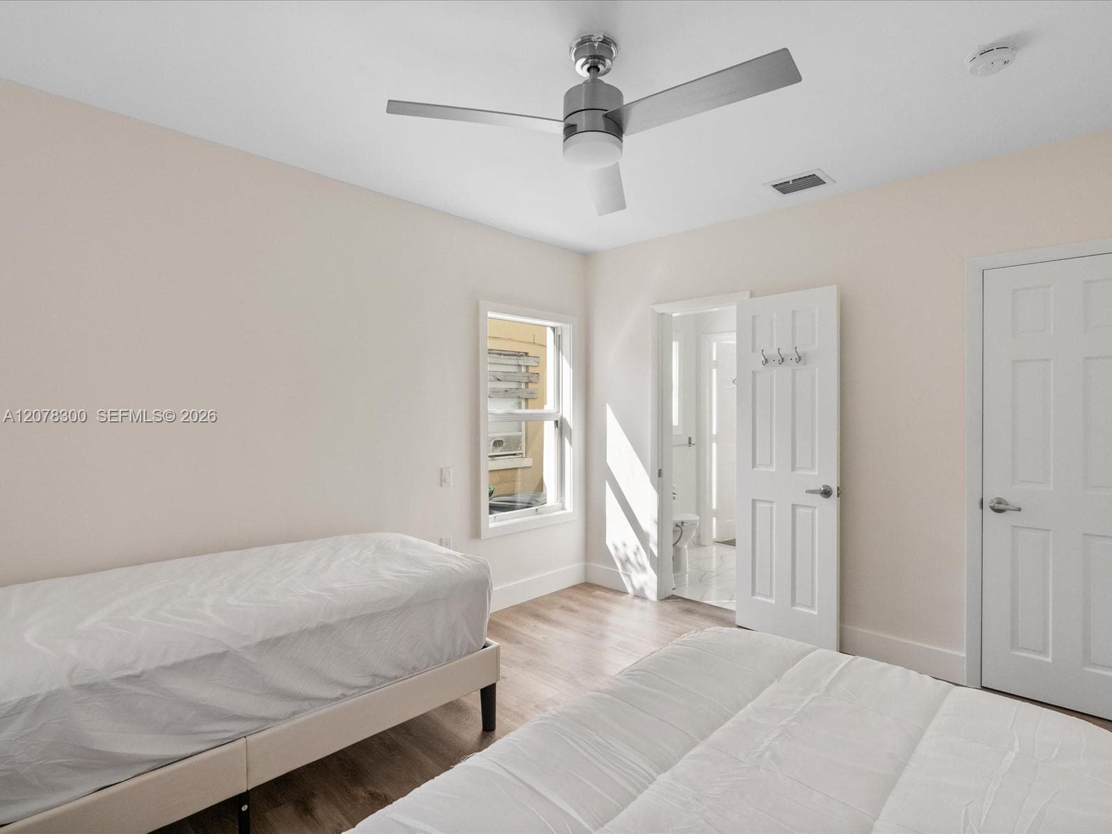 8934 Harding Ave #N/A photo 19