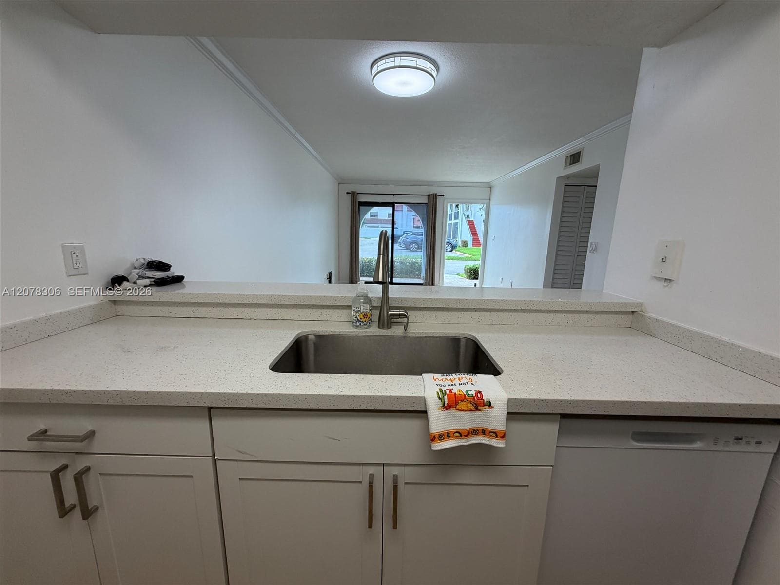 MOORS POINTE CONDO · #1603 in Hialeah - Photo 6