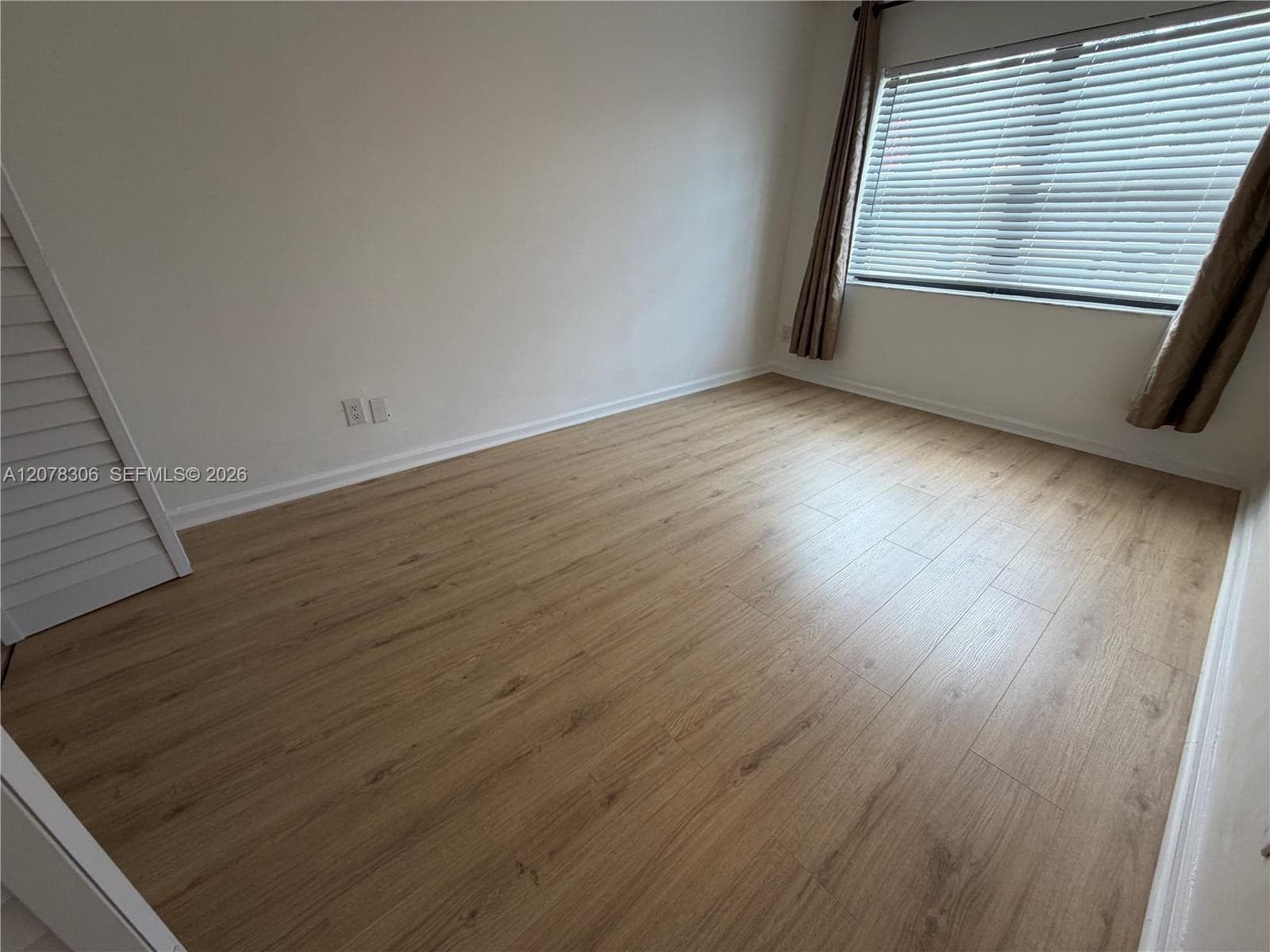 MOORS POINTE CONDO · #1603 in Hialeah - Photo 11