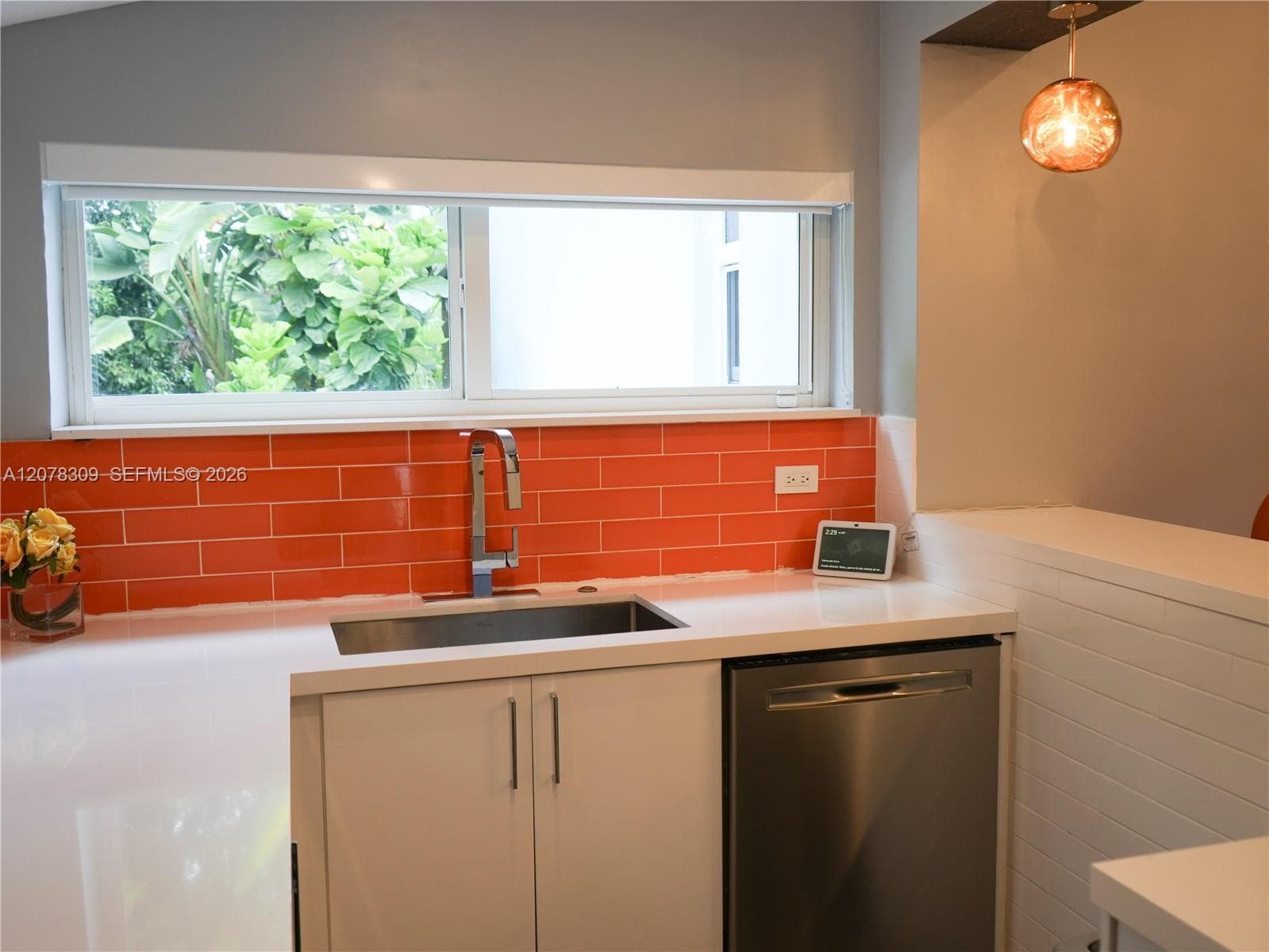 12015 NE 10 Av photo 17