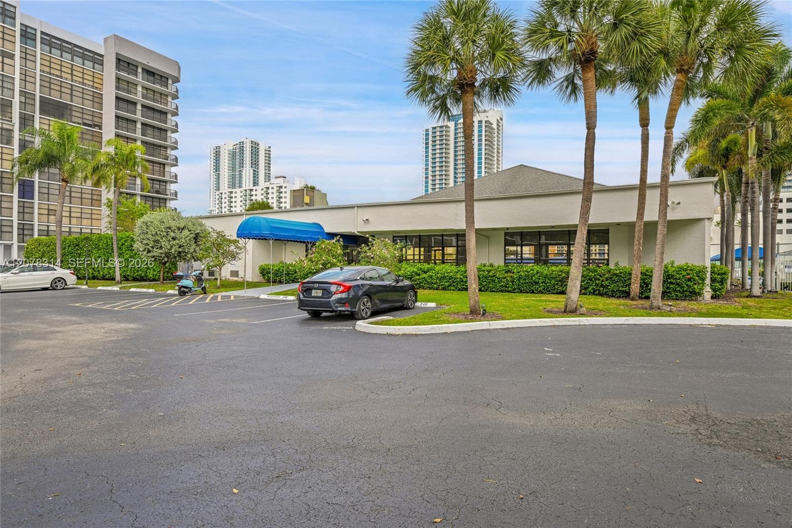 TOWERS OF OCEANVIEW EAST · #605 in Hallandale Beach - Photo 28