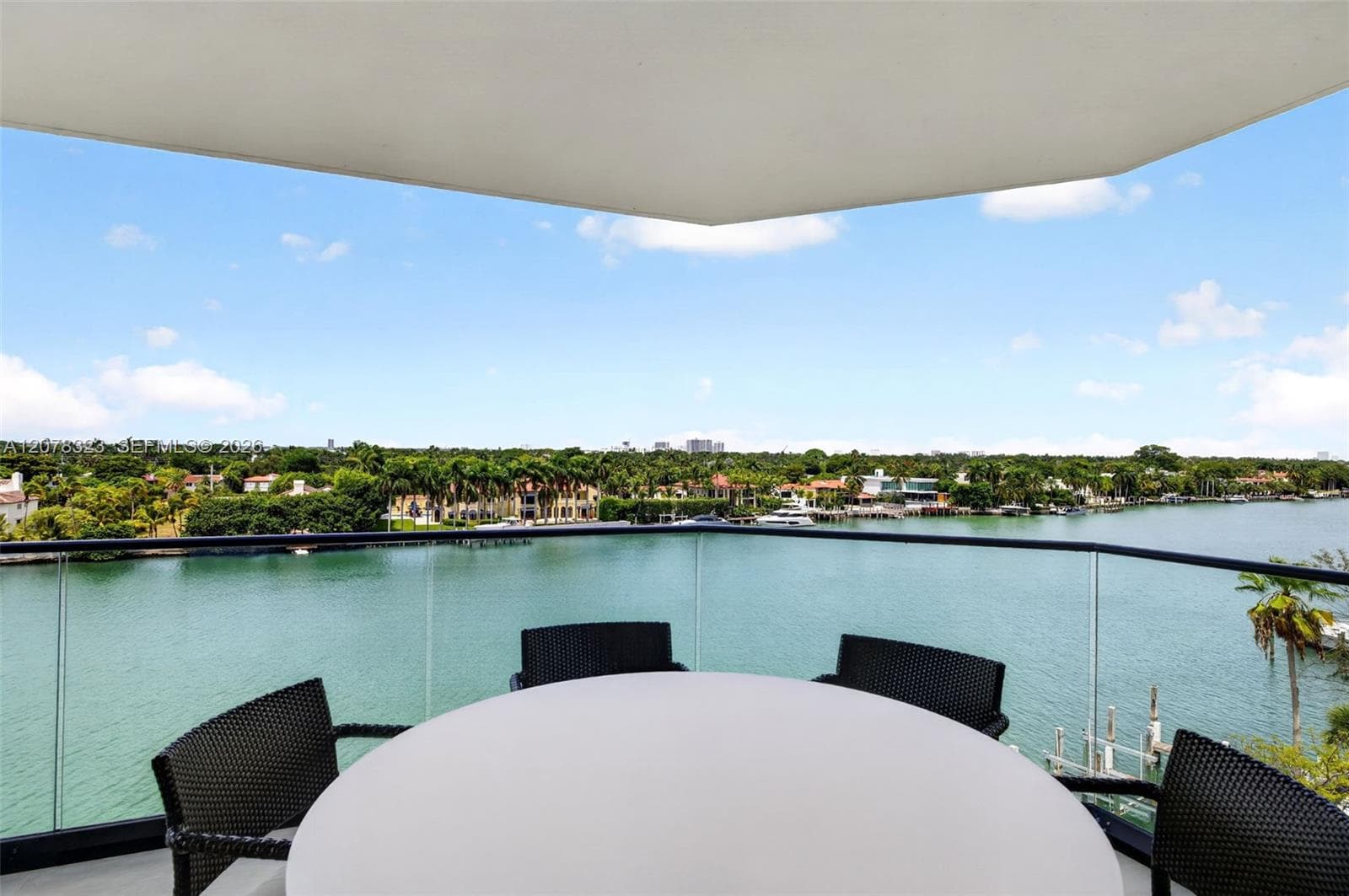 TowerHouse Condo · #702 in Miami Beach - Photo 13