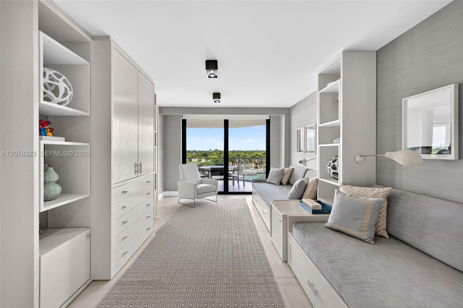 3rd bedroom, water facing
