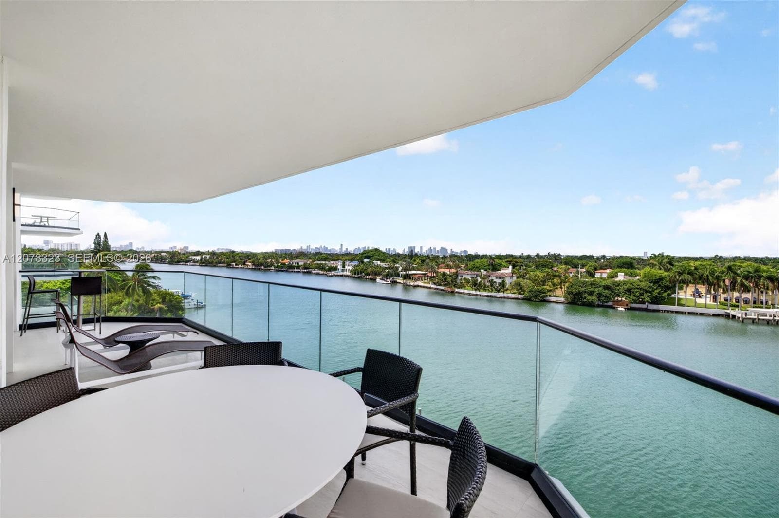 TowerHouse Condo · #702 in Miami Beach - Photo 8