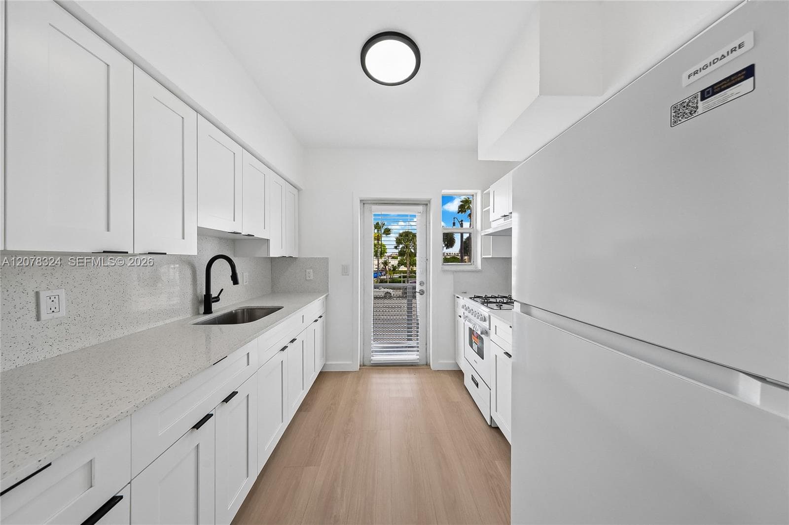 OCEANSIDE SEC ISLE OF NOR · #31 in Miami Beach - Photo 11
