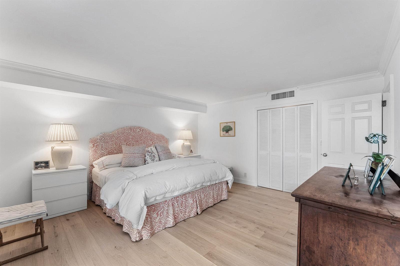 023-170ChileanAvenue-2A-PalmBeach-FL-334