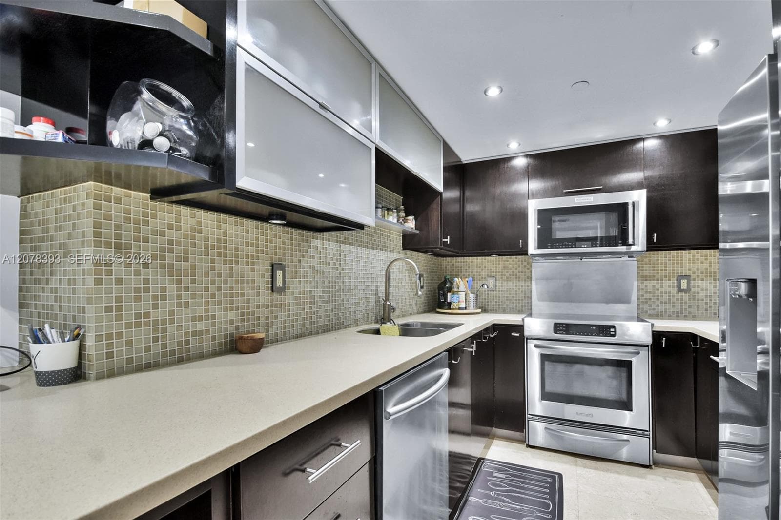 THE RIVIERA CONDO · #1711 in Miami Beach - Photo 10