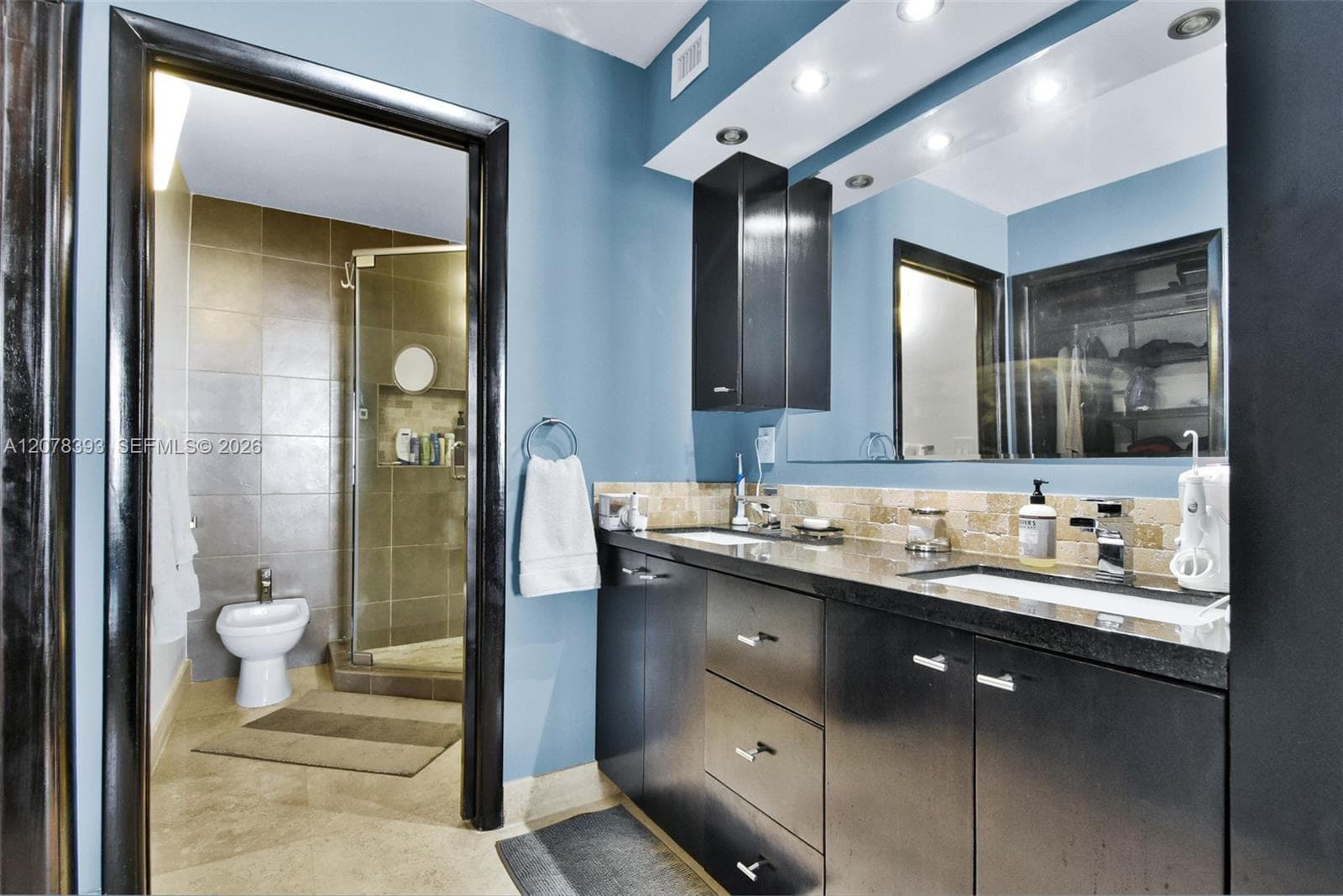 THE RIVIERA CONDO · #1711 in Miami Beach - Photo 14