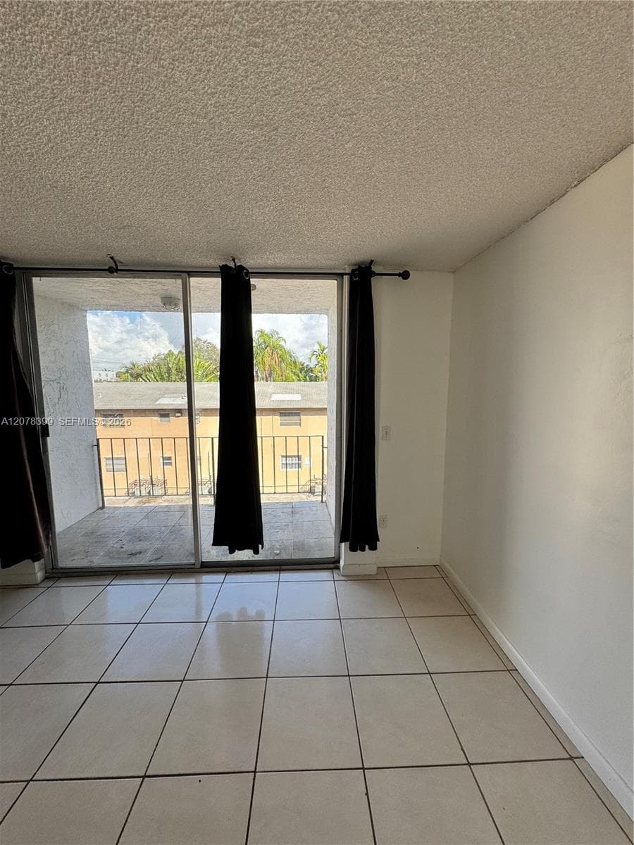 NORTHEAST PALMS CONDO · #304 in North Miami - Photo 3