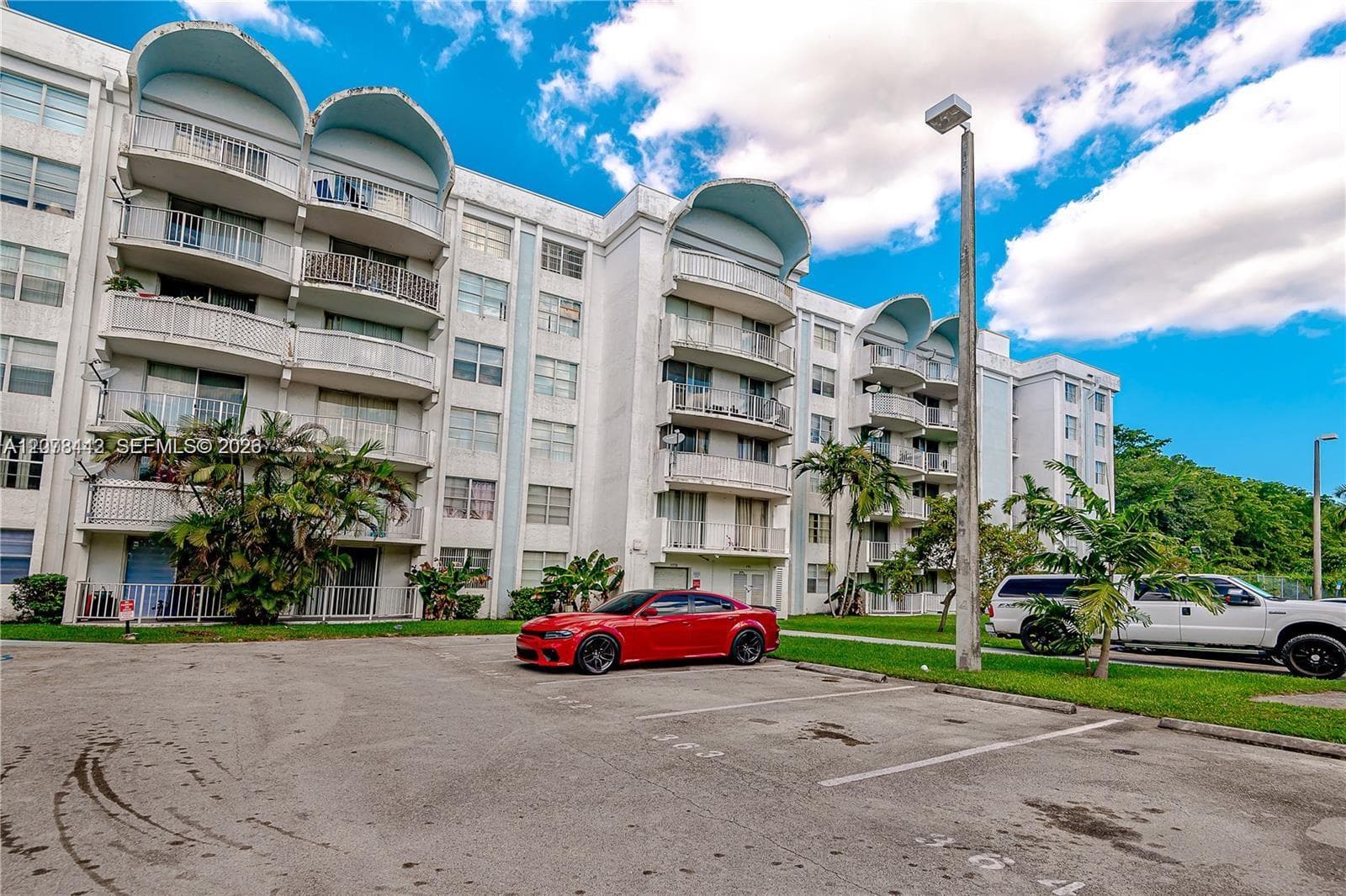 MONTECARLO · #C112 in Miami - Photo 27