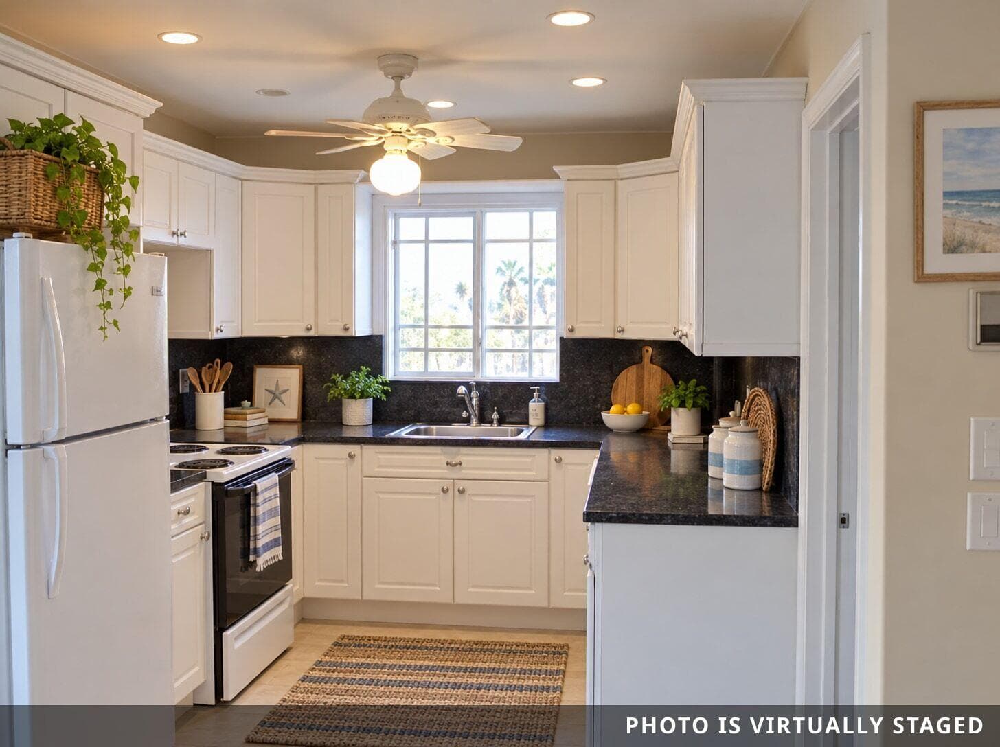3841 - Kitchen