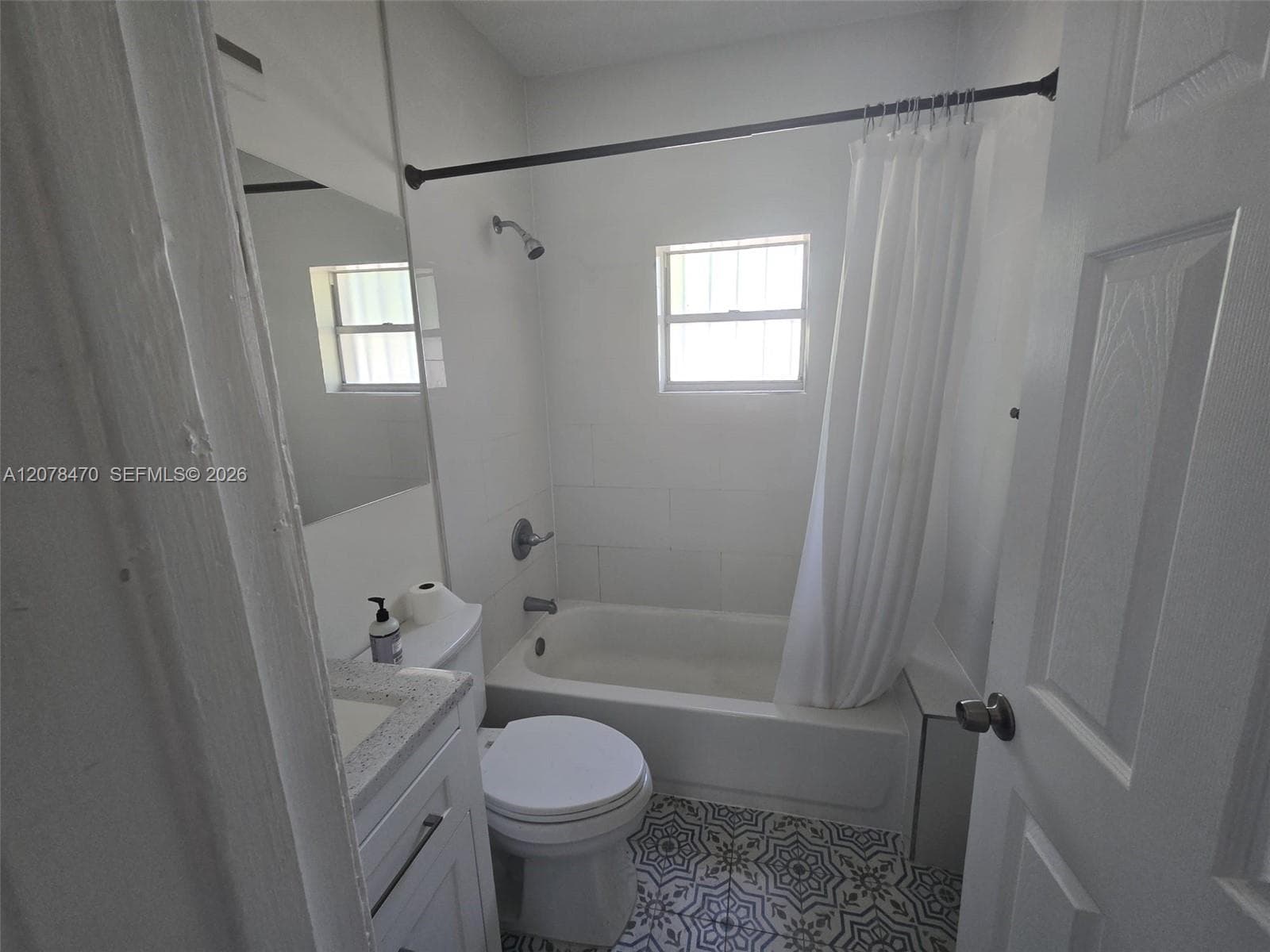 106 NW 34th St #0 photo 12