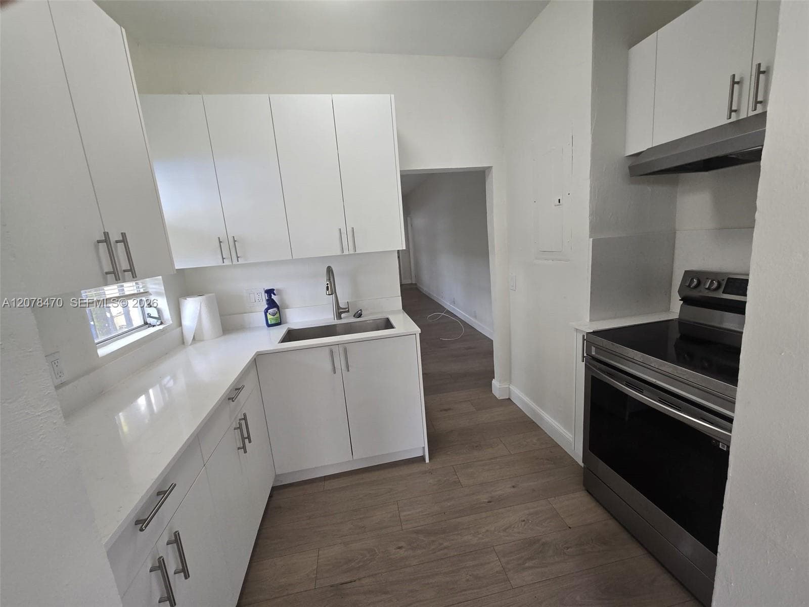 106 NW 34th St #0 photo 5