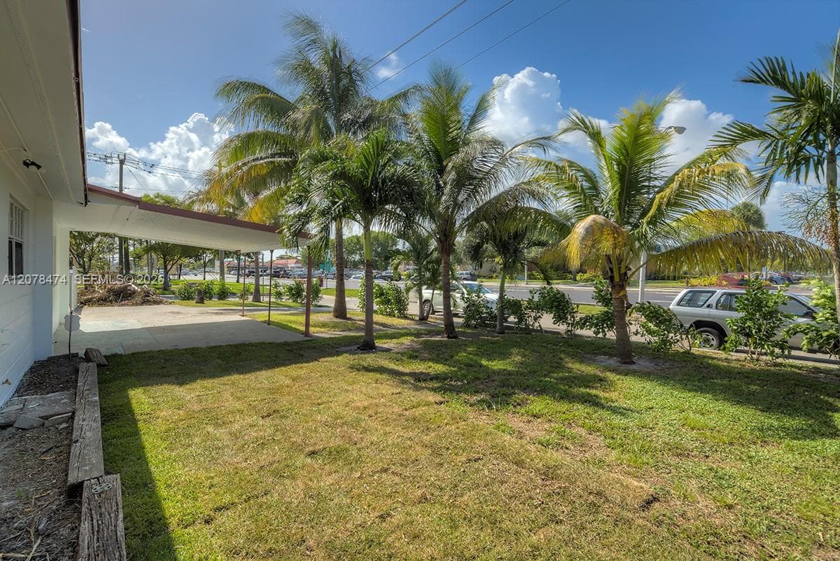 160 NW 199th St #1 photo 4