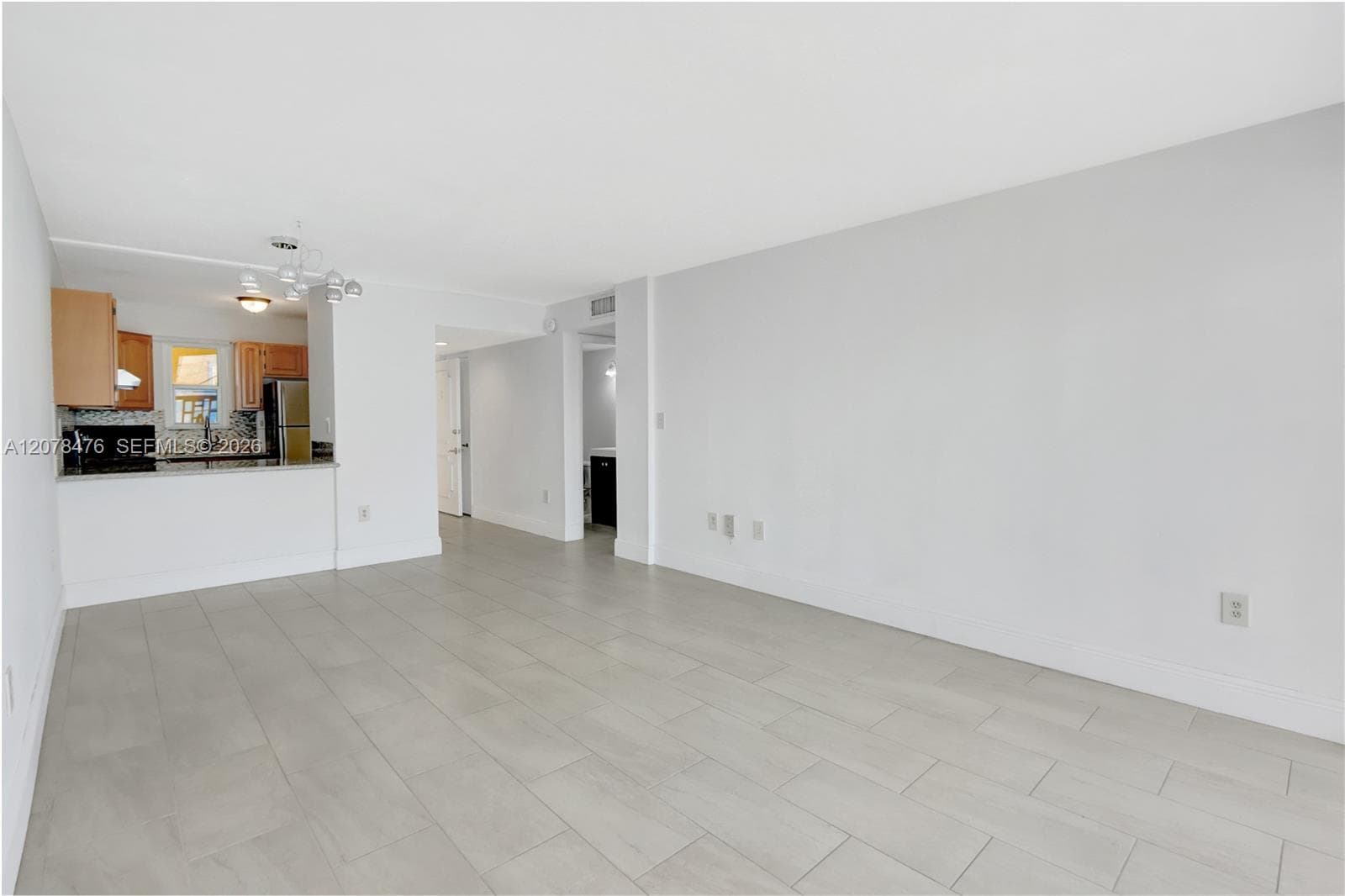 RIVIERA TOWERS CONDO · #PHD/73 in Miami - Photo 6