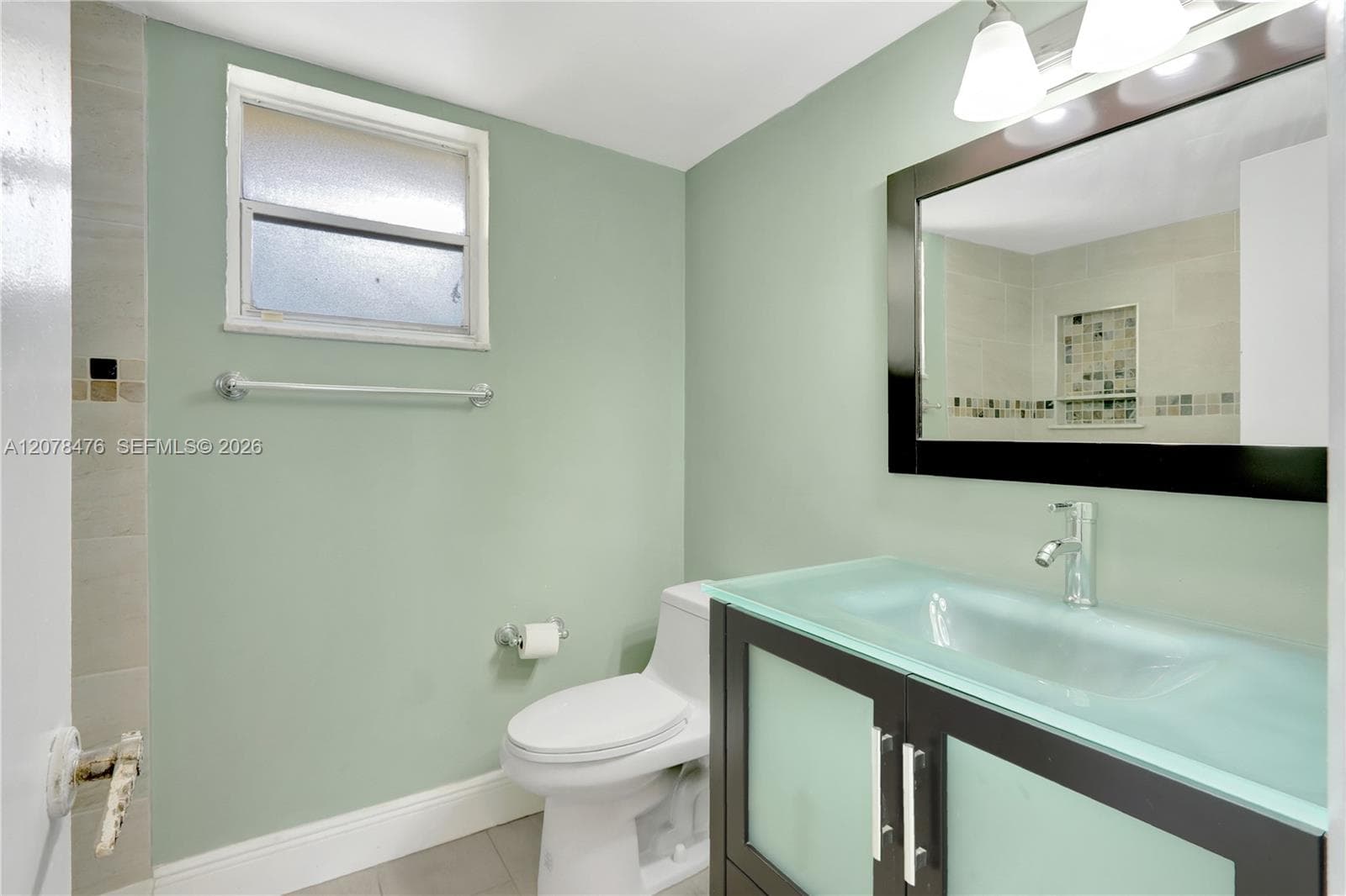 RIVIERA TOWERS CONDO · #PHD/73 in Miami - Photo 14