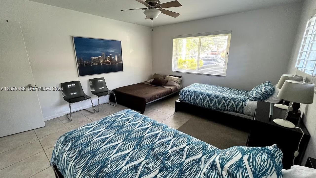 2424 SE 9th St #2424 photo 32